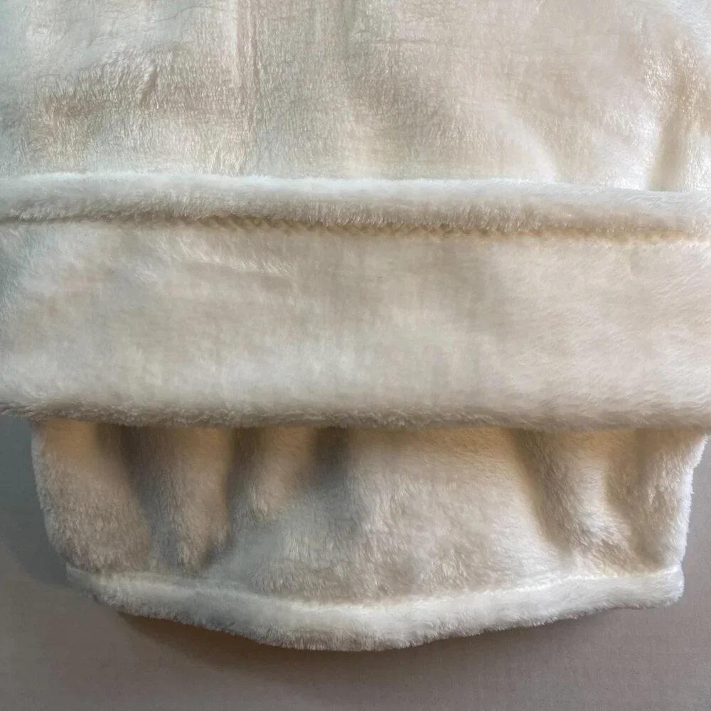 Tommy Bahama 50 X 70 White Flannel Plush Blanket/Throw